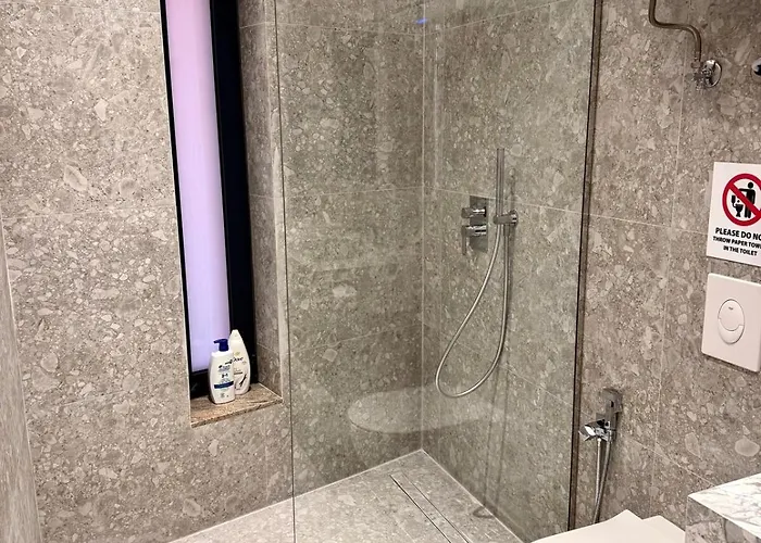 Luxury Near & Grand Park Apartment *