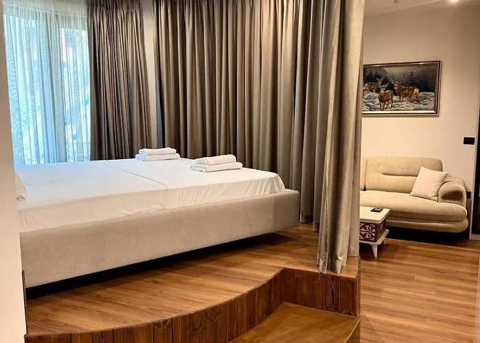 Luxury Near & Grand Park Apartment Tirana