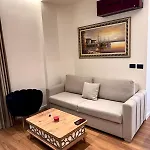 Luxury Near & Grand Park * Tirana