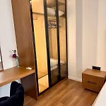 Luxury Near & Grand Park