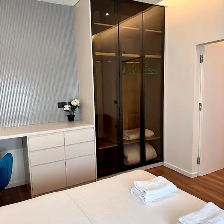 アパート Luxury Near & Grand Park *