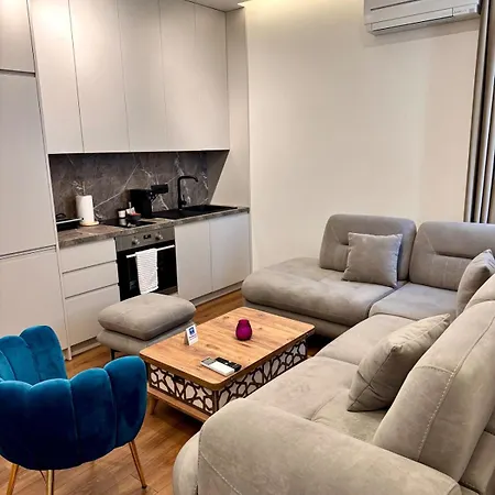 アパート Luxury Near & Grand Park