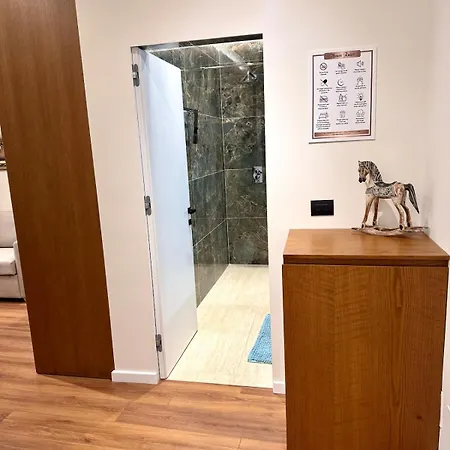 アパート Luxury Near & Grand Park