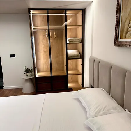 アパート Luxury Near & Grand Park