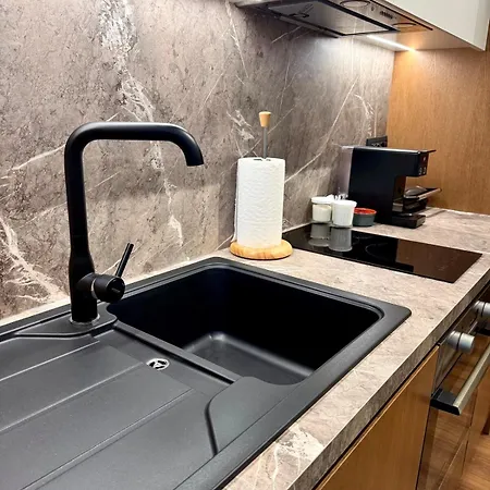 アパート Luxury Near & Grand Park *