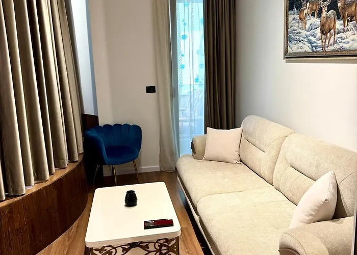 Luxury Near & Grand Park Apartment *